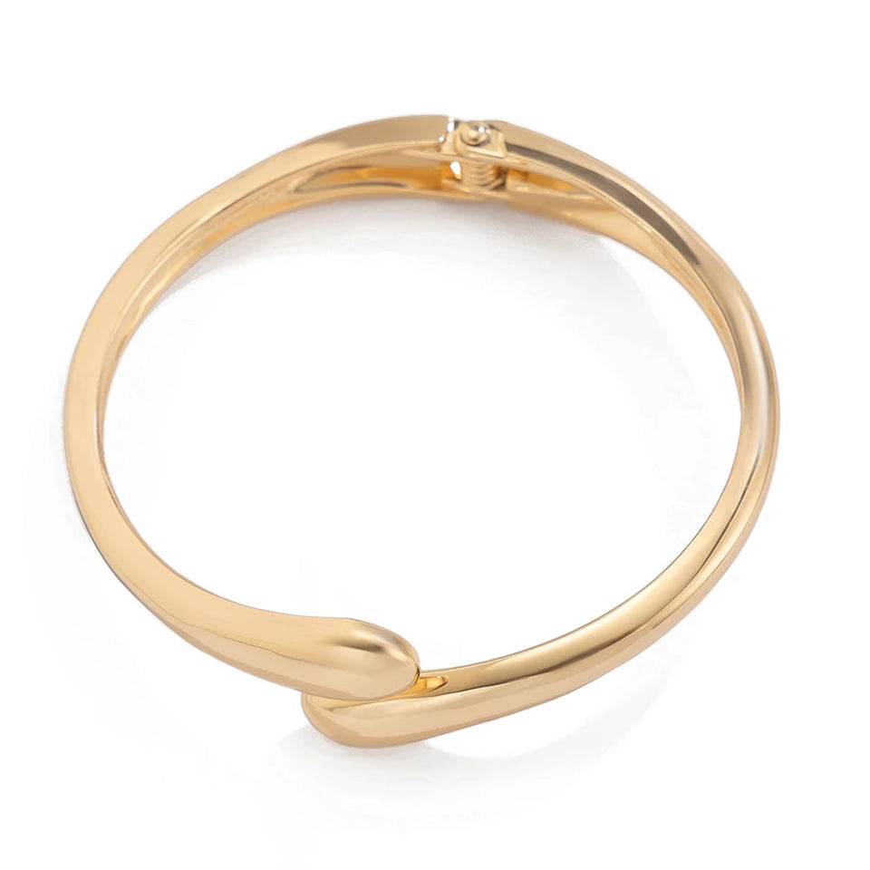 Wide Metal Bangle Ring for Women – Gold & Silver